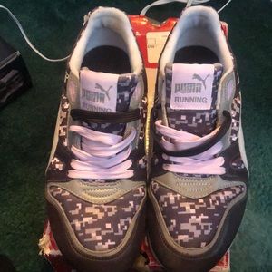 Puma XR Runner Pink Camo